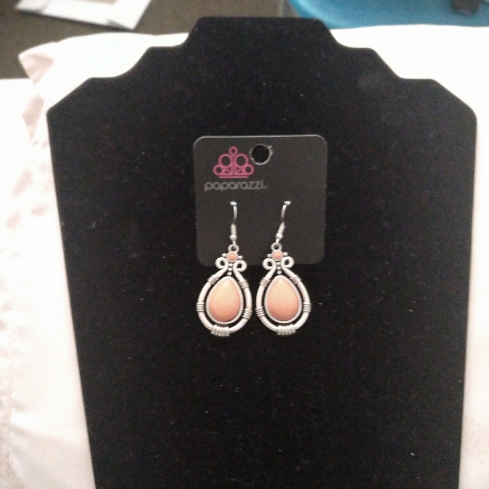 Paparazzi Jewelry Bundle - Picture 5 of 6